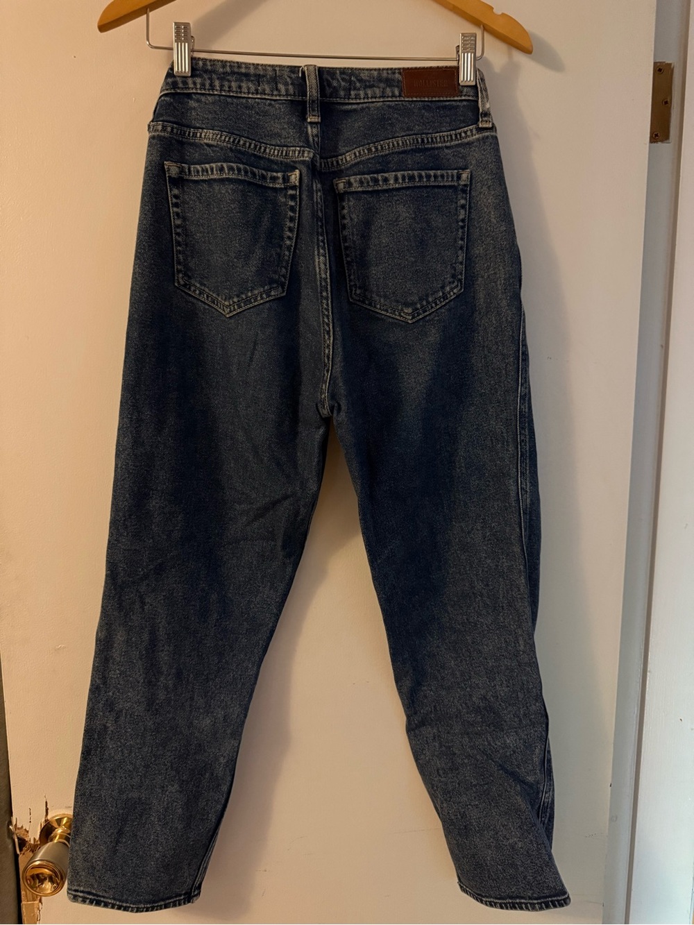 Hollister Ultra High-Rise Mom Jeans W27 L27 - Picture 2 of 3